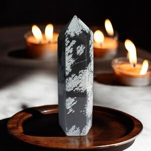 Snowflake Obsidian Crystal Tower‎